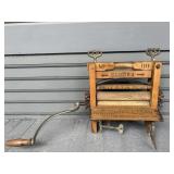 Eldora Laundry wringer JNO Pritzlaff HDW Co....