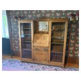 Late Victorain or Edwardian quarter - sawn oak....