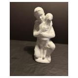 Isabel Bloom 2004 dad/daughter cement statue...