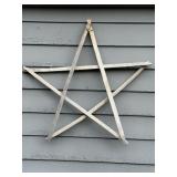 Wooden star 41'W x 31'H