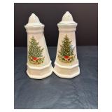 Christmas Heritage Pfaltzgraff salt & pepper...