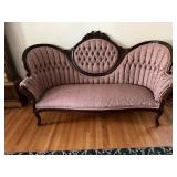 Vtg Victorian -style parlor sofa