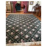 Area rug 11' 5' Long x 9' 7' Wide