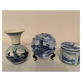 Holland Delft Blauw Vase Dish & Tin