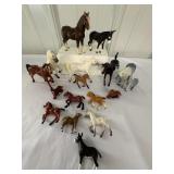 ERTL Miniature Horse Figurines