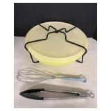 Tupperware Fix & Mix Bowl with Carrier & Misc