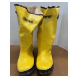 Servlis Utility Boots Size 14