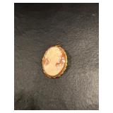 Cameo Pin/Pendant marked 10Kt