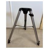 Telescoping Tripod 52'H