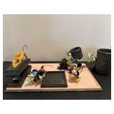 Mickey desk set 13"W