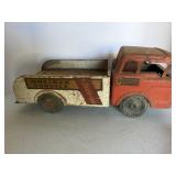 Vtg Power house wrecker service truck.