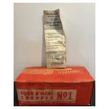 Vtg Universal food & meat chopper with box