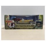 Vtg Joy ride "Munsters Dragula" 1:18 scale