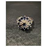 Ring with blue stones 10Kt