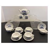 Vtg Miniture porcelain childrens tea party set..