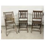 Vtg Wooden folding chairs