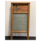 Vtg Scanty Handi wash board 9"W x 18"H