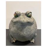 Garden frog statue 10.5"H