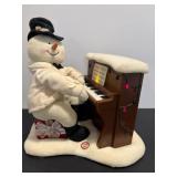 2005 Hallmark jingle pals "piano playing"