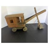 Vtg Structo steam shovel.