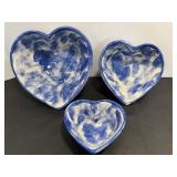 Blue spongeware pottery heart shaped nesting...