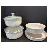 Corning Ware 1.5qt & 2.5qt with lids, round...