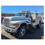 1998 Ford F-800; VIN 1FDYF8037WVA20040 (021094)