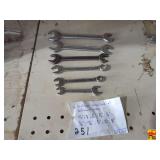 6 Vintage Wrenches Of Different Sizes (H124)