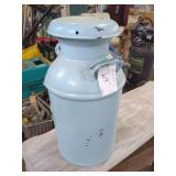 Vintage Milk Can (H092)