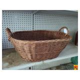 Large Vintage Woven Wicker Oval Laundry Basket (H113)
