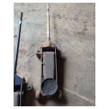 Hydraulic Floor Jack