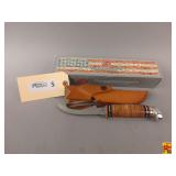 Case XX USA SS 575-4G Skinner Knife with Sheath and Box