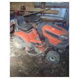 Husqvarna YTH22V42 Riding Mower