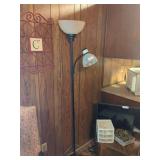 Standing Floor Lamp with Adjustable Reading Light