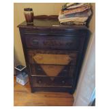 Vintage Chest of Drawers