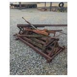 Frame For Breaking Tractors Apart