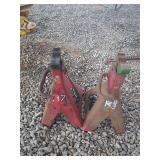 (2) Jack Stands