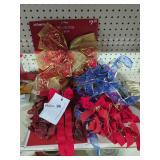 Christmas Bows (H185)