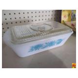 Vintage 1960s Glasbake Blue Thistle Loaf Pan (H290)