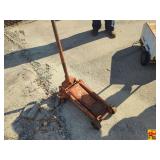 MV Pro-Lift Rolling Floor Jack