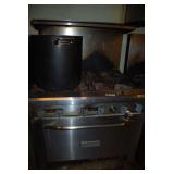 Commercial Royal Range with Stock Pot