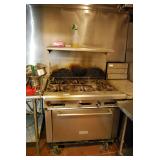 Commercial Royal 6-Burner Gas Range Oven