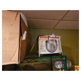 Kitchen Aide 5 Quart Stainless Steel Bowl and 12 inch Cardboard Disks
