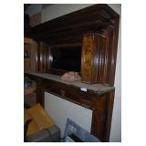 Decorative Wooden Fireplace Mantel with Mirror