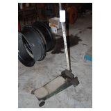 Hydraulic Floor Jack