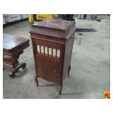 Vintage Cabinet-Style Phonograph