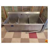 Stainless Steel Three-Basin Sink & Single Basin Sink