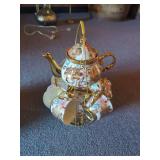 Decorative Porcelain Tea Set With Stand