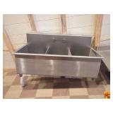 Stainless Steel 3-Bowl Sink