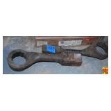 Striking Wrench